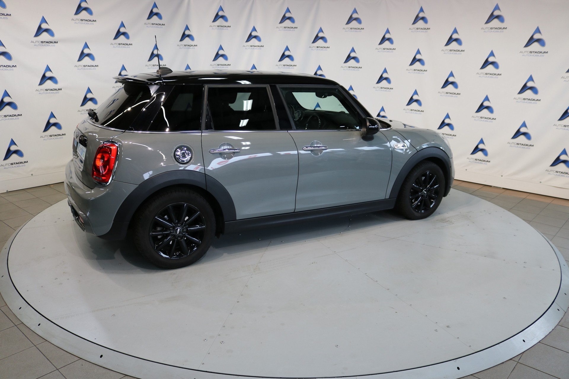 MINI Cooper S-image-20
