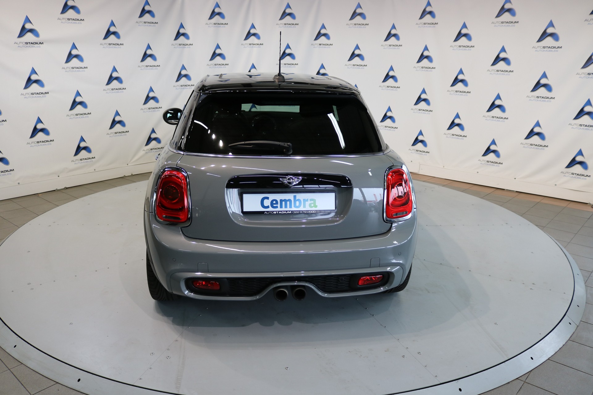 MINI Cooper S-image-16