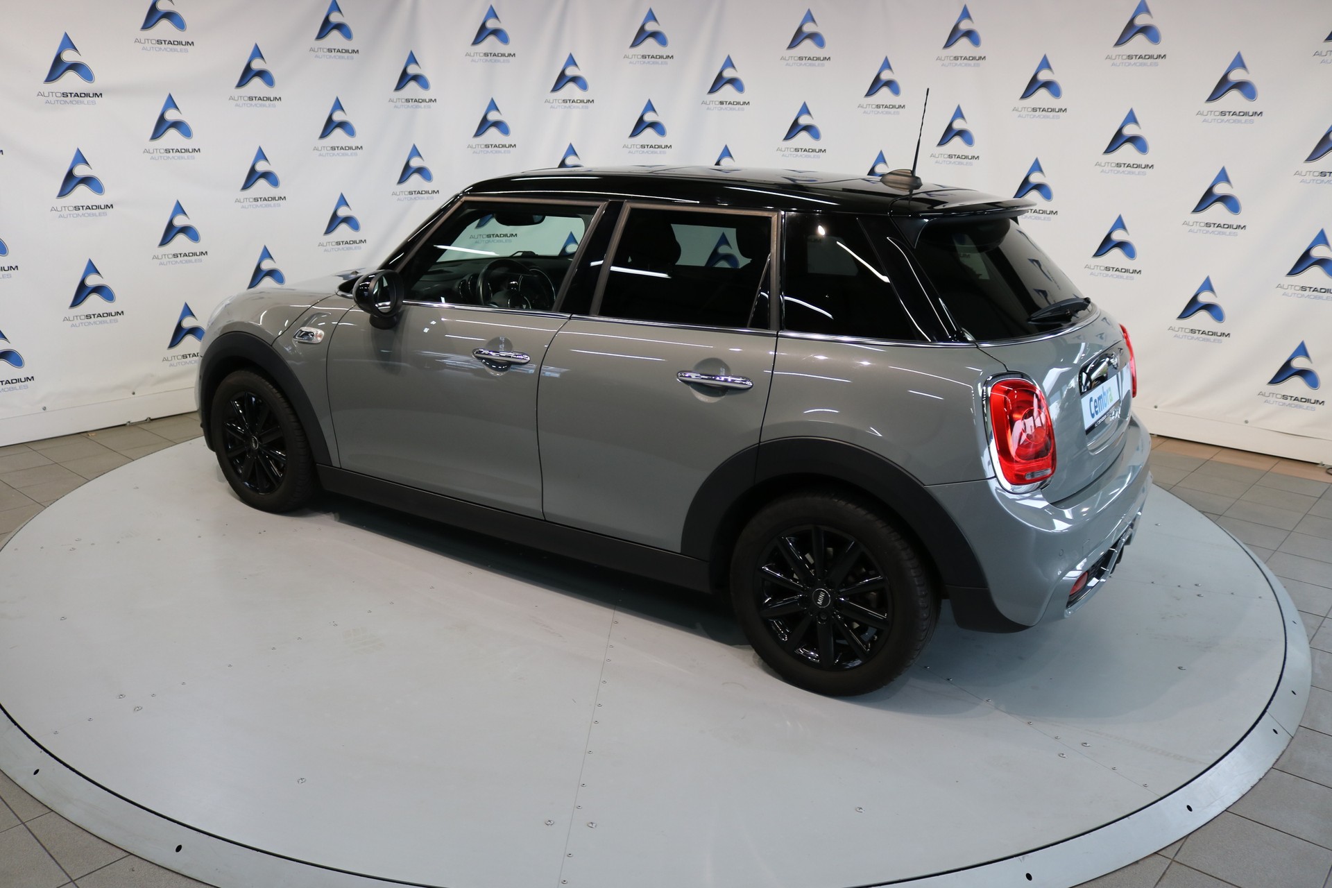 MINI Cooper S-image-13