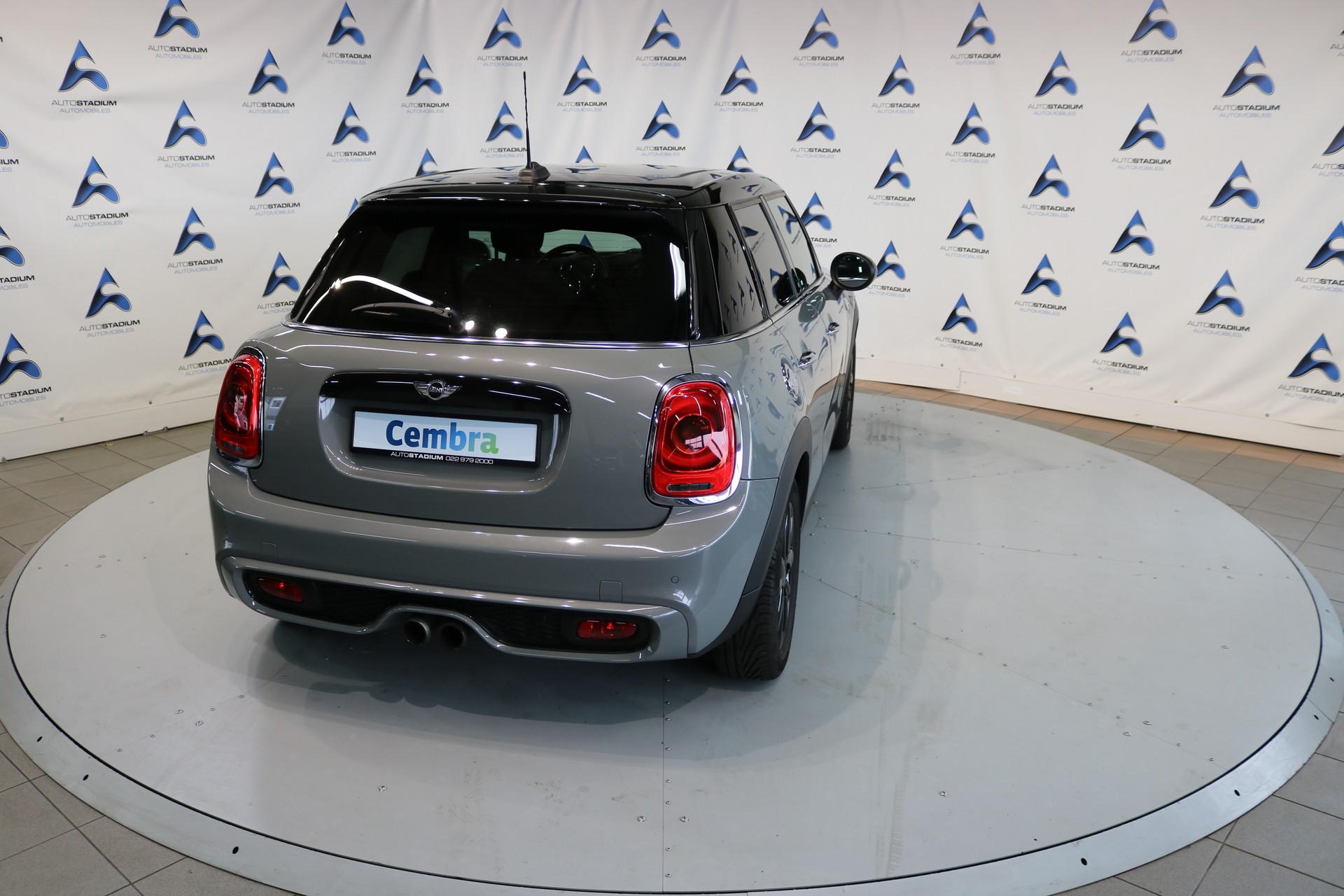 MINI Cooper S-image-17
