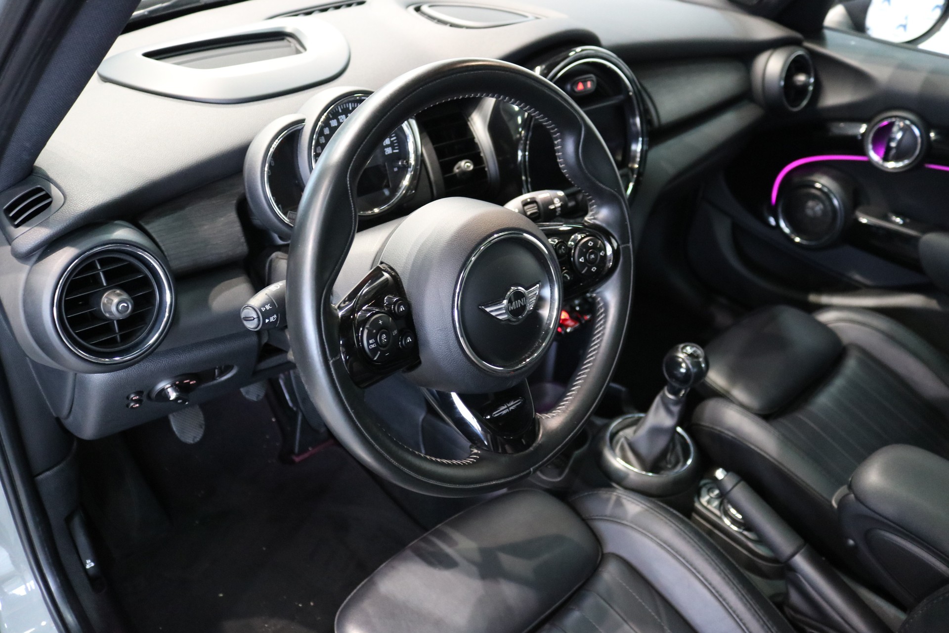 MINI Cooper S-image-1