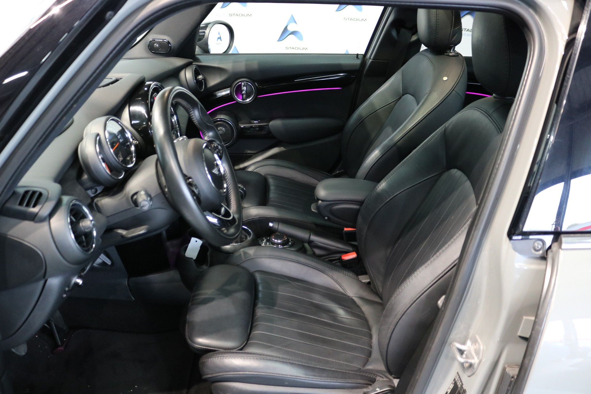 MINI Cooper S-image-39