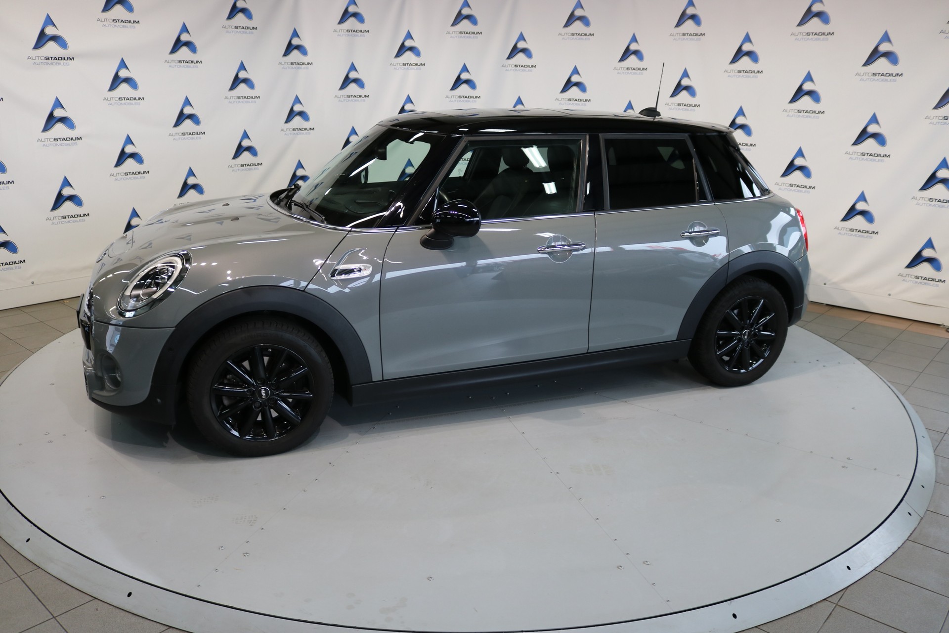 MINI Cooper S-image-10
