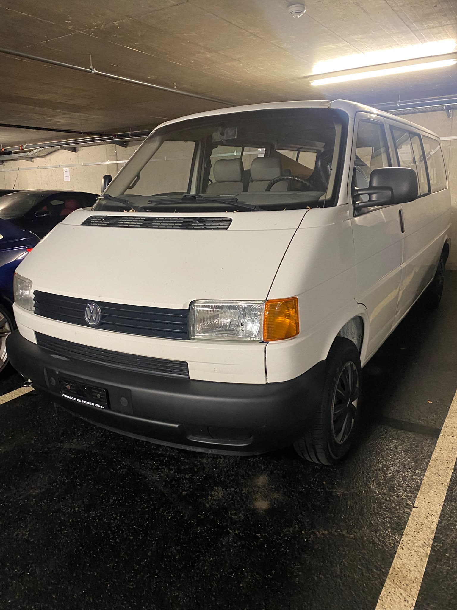 VW T4 Multivan 2.5TDI ABS-image-2