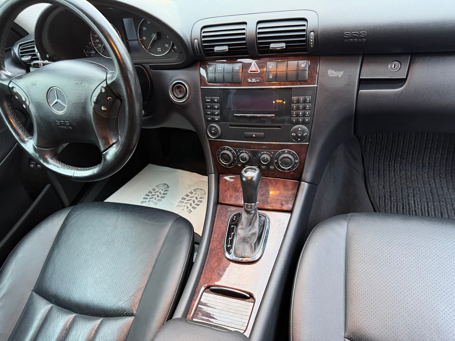 MERCEDES-BENZ C 240 Elégance 4Matic Automatic-image-14