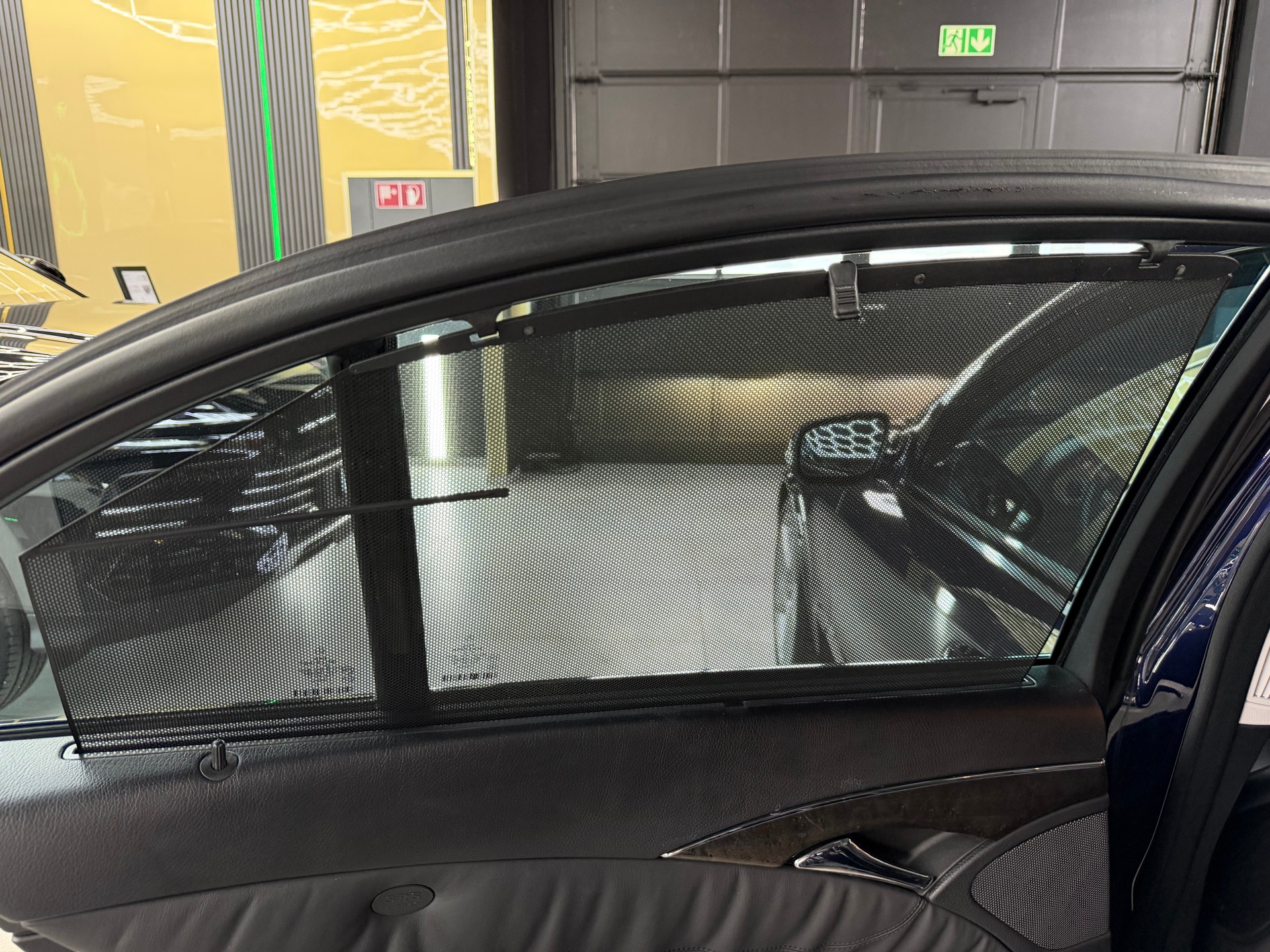MERCEDES-BENZ E 350 CGI Avantgarde 7G-Tronic - AMG Sportpaket!-image-19