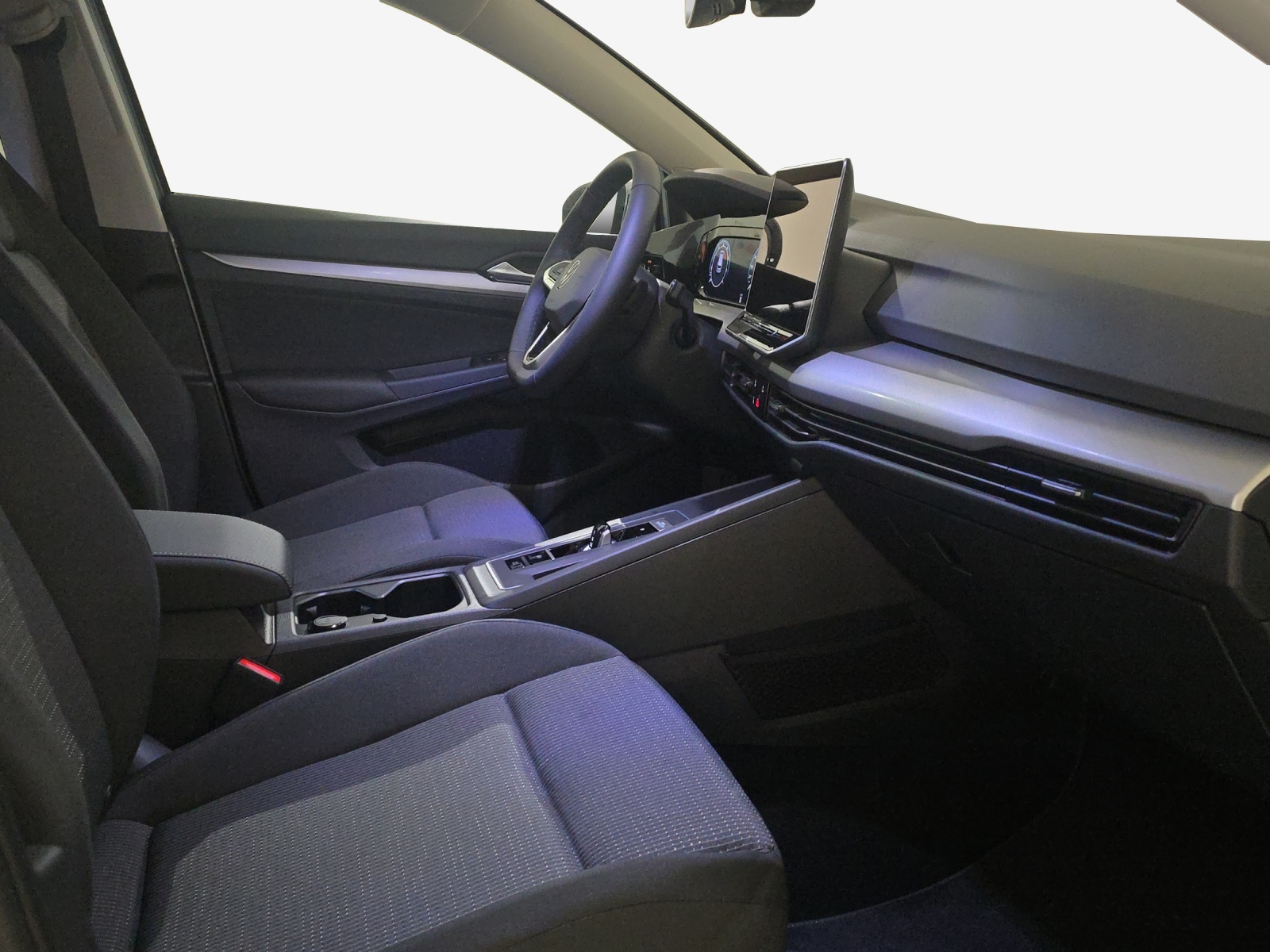 VW Golf 1.5 e TSI mHEV Value DSG-image-14