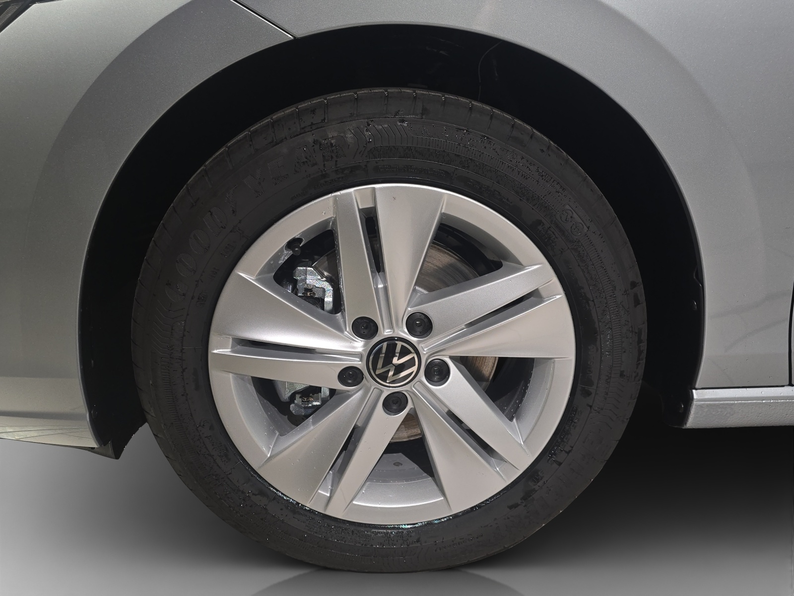 VW Golf 1.5 e TSI mHEV Value DSG-image-15