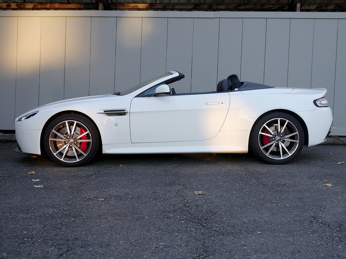 ASTON MARTIN V8 Vantage 4.7 N430 Sportshift-image-0