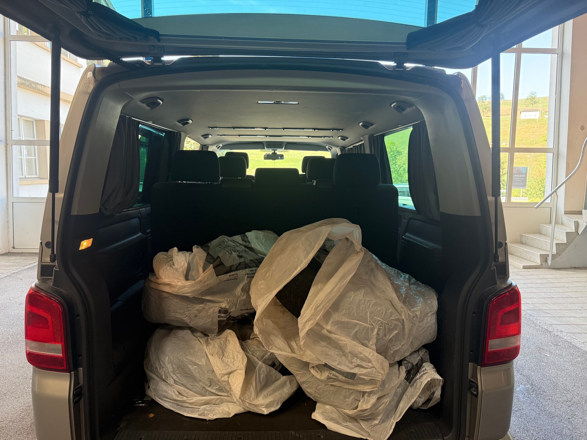 VW T5 Multivan 2.0 Bi-TDI CR Comfortline 4Motion DSG-image-10