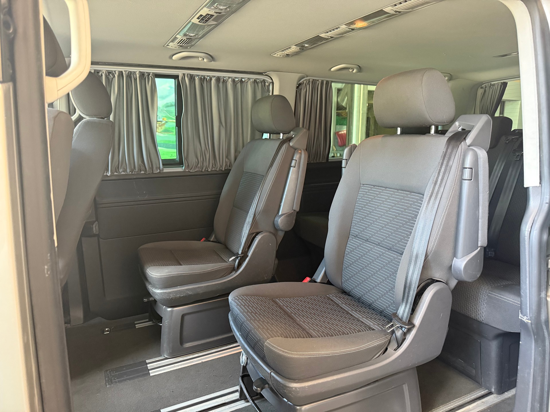 VW T5 Multivan 2.0 Bi-TDI CR Comfortline 4Motion DSG-image-8