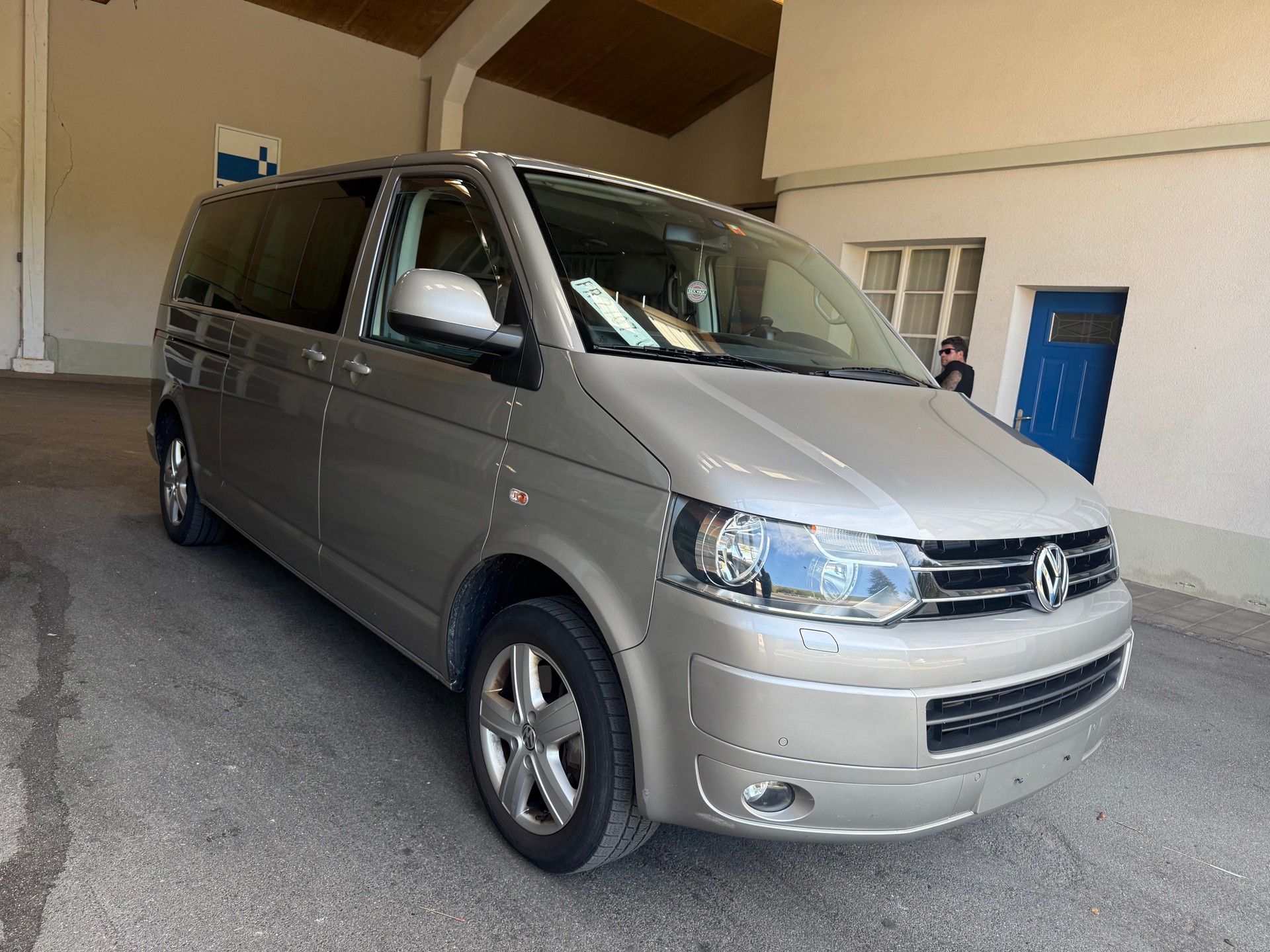 VW T5 Multivan 2.0 Bi-TDI CR Comfortline 4Motion DSG-image-2