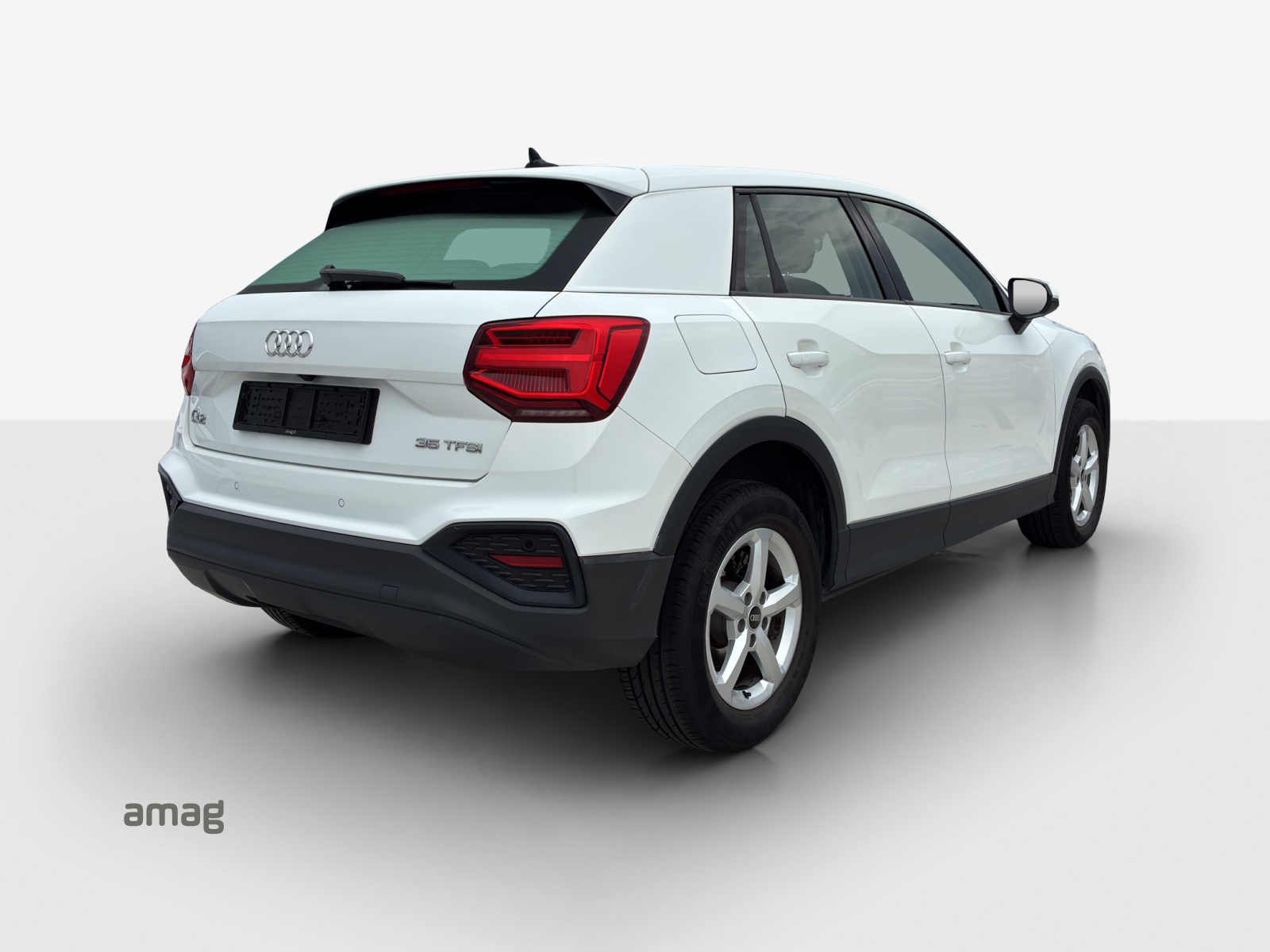 AUDI Q2 35 TFSI S-tronic-image-4