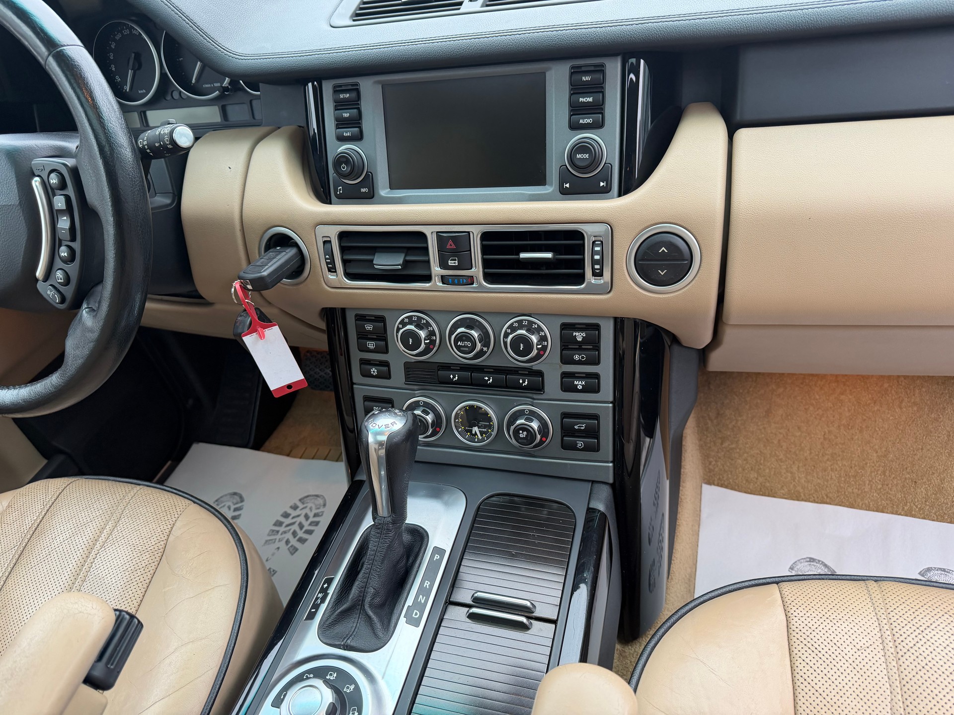 LAND ROVER Range Rover 3.6 d Vogue Automatic-image-17