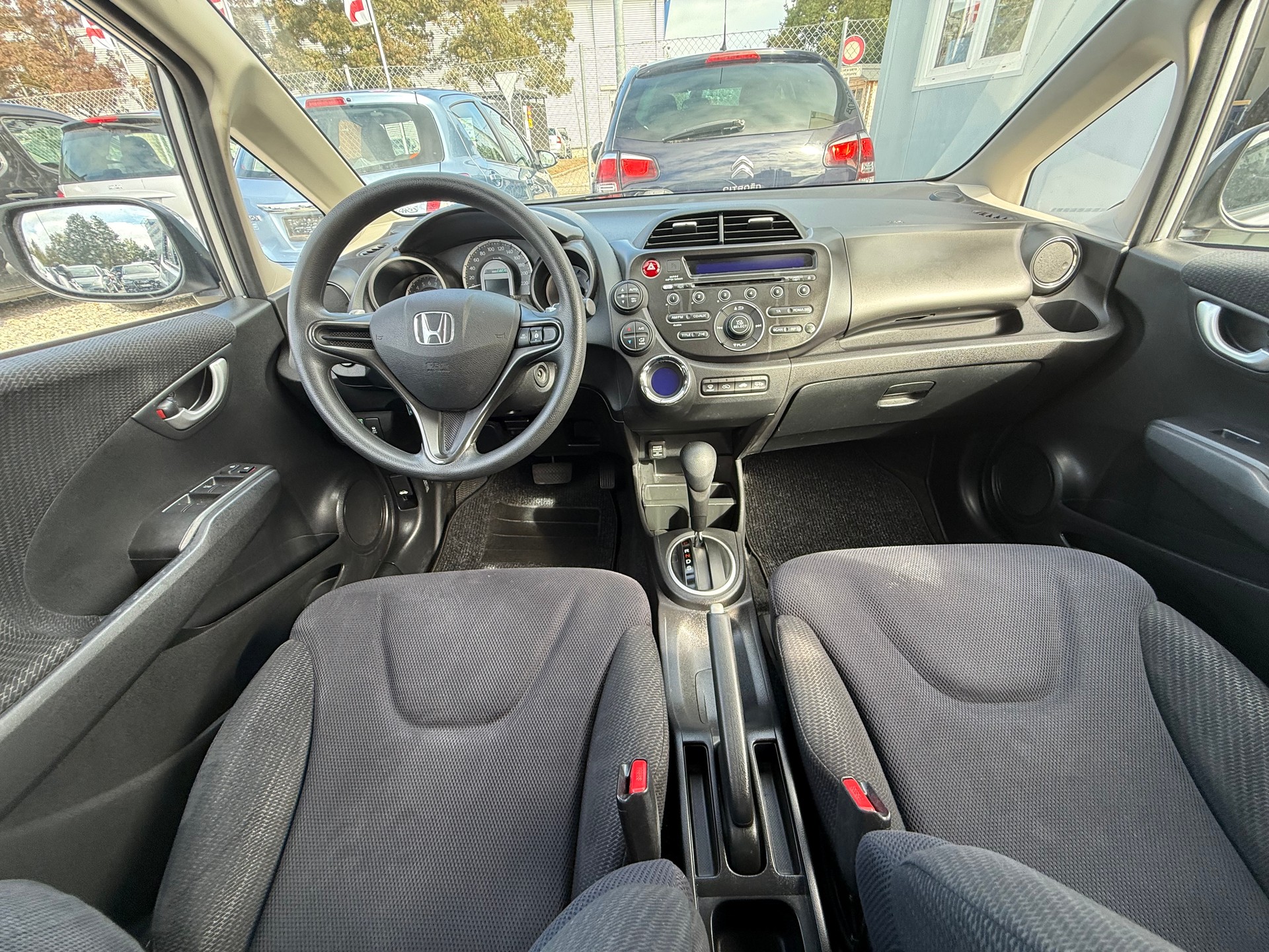 HONDA Jazz 1.3i Hybrid Comfort CVT-image-6