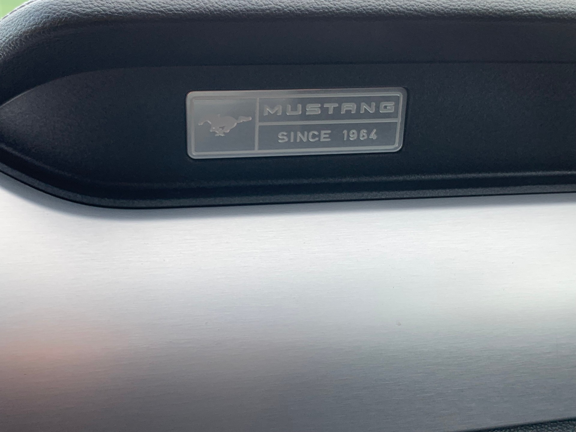 FORD Mustang Fastback 5.0 V8 GT Automat-image-14