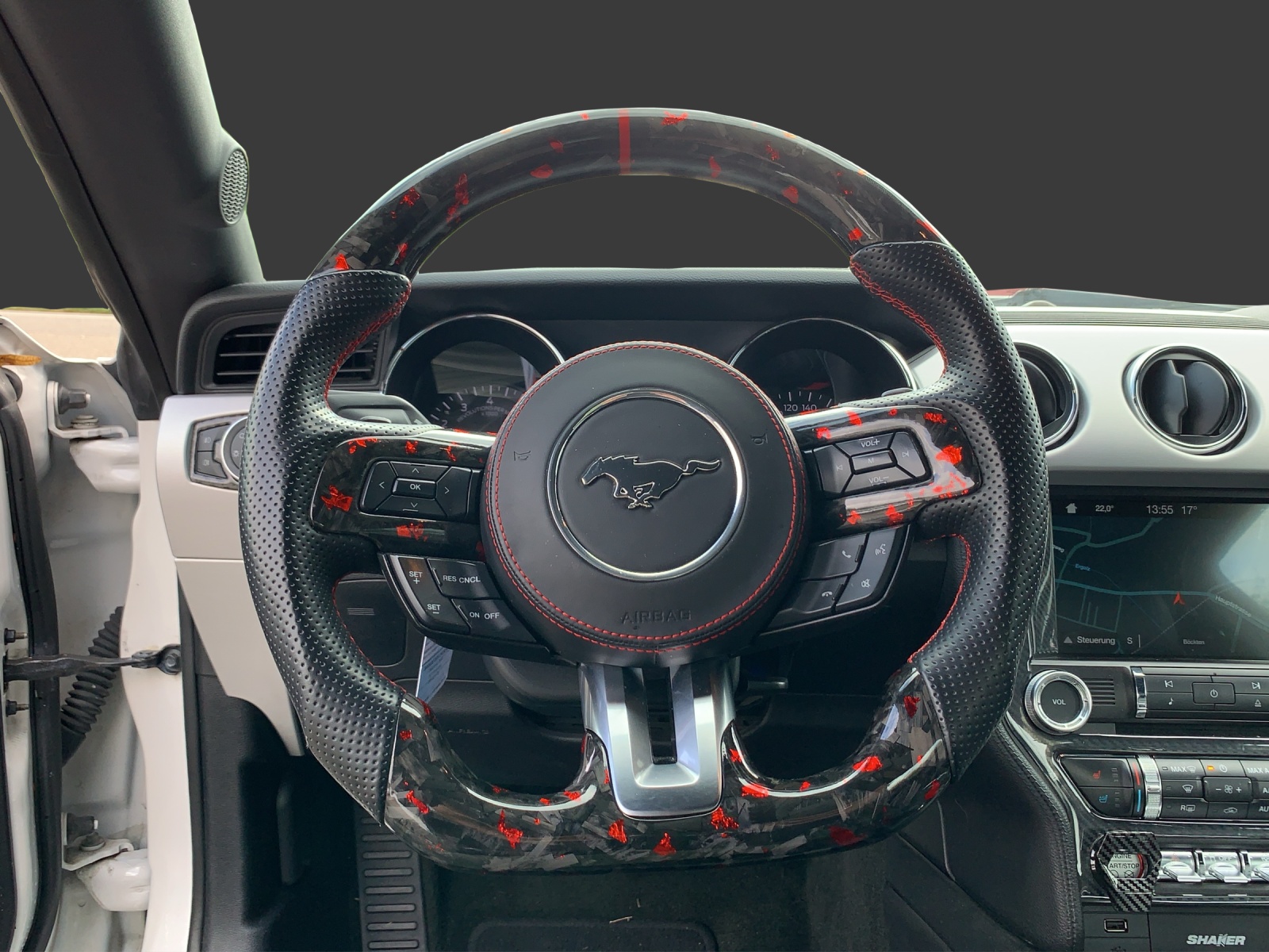 FORD Mustang Fastback 5.0 V8 GT Automat-image-8