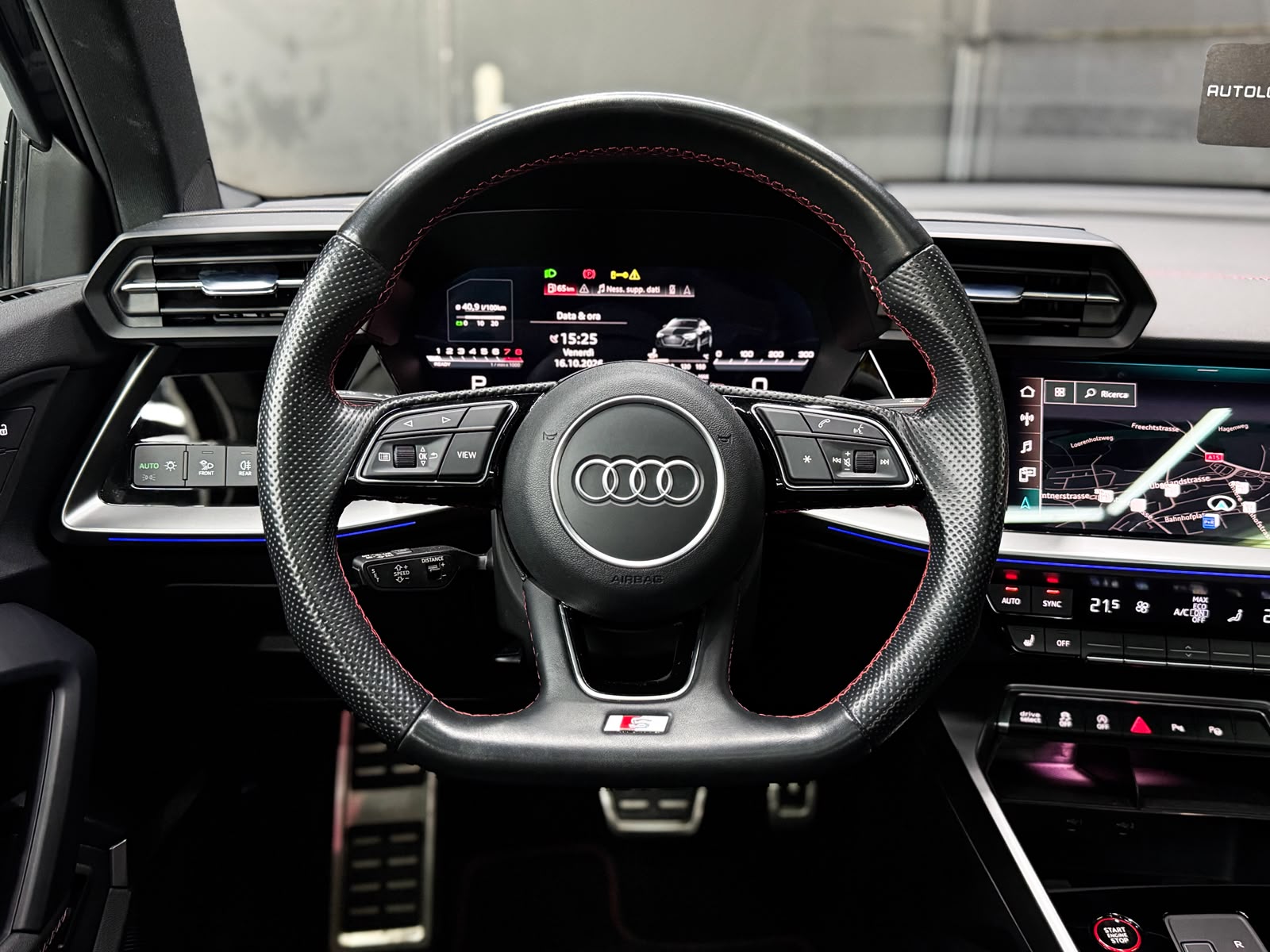 AUDI S3 Limousine 2.0 TFSI quattro S-tronic-image-10