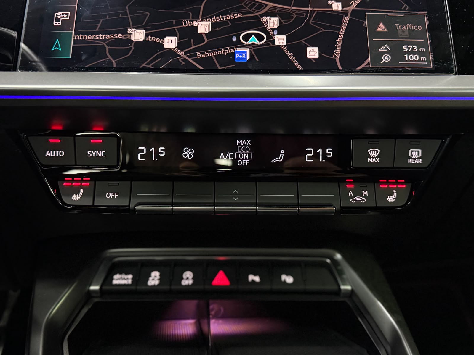 AUDI S3 Limousine 2.0 TFSI quattro S-tronic-image-18