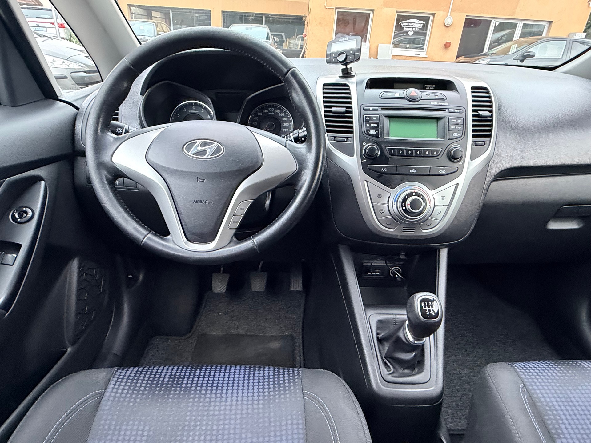 HYUNDAI iX20 1.4 Comfort-image-15