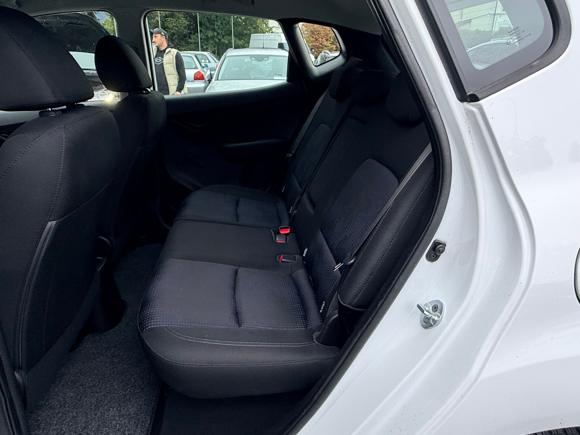 HYUNDAI iX20 1.4 Comfort-image-18