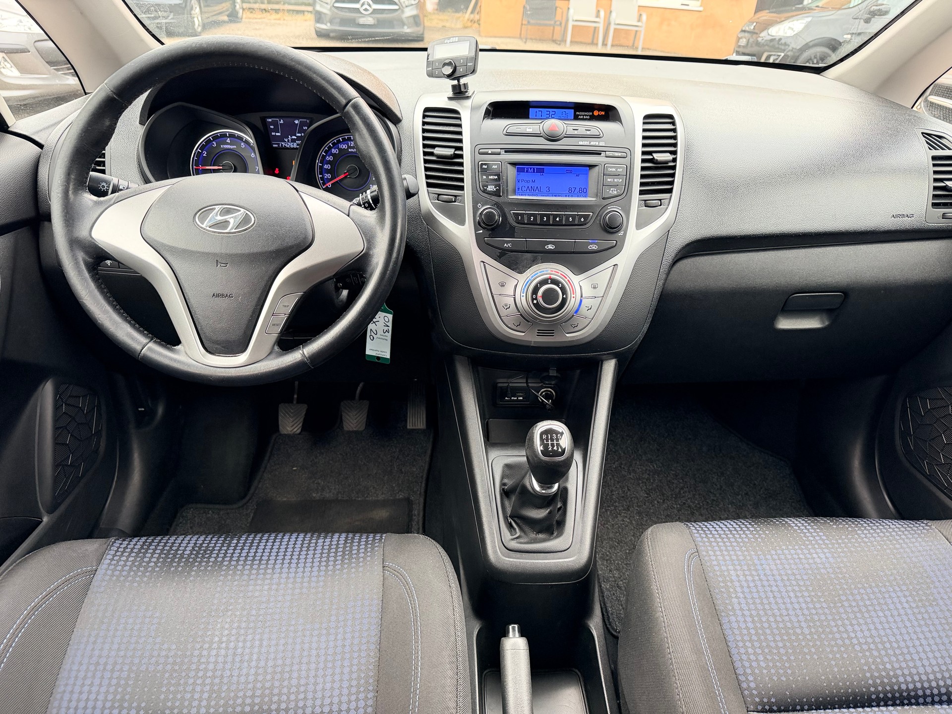 HYUNDAI iX20 1.4 Comfort-image-13