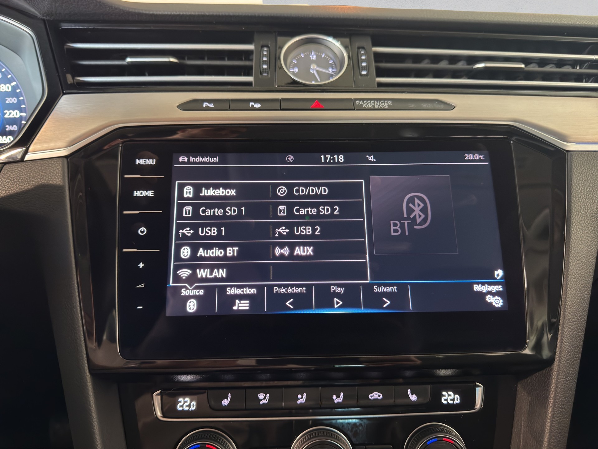 VW Passat Variant 2.0 TDI BMT Highline DSG 4Motion-image-19