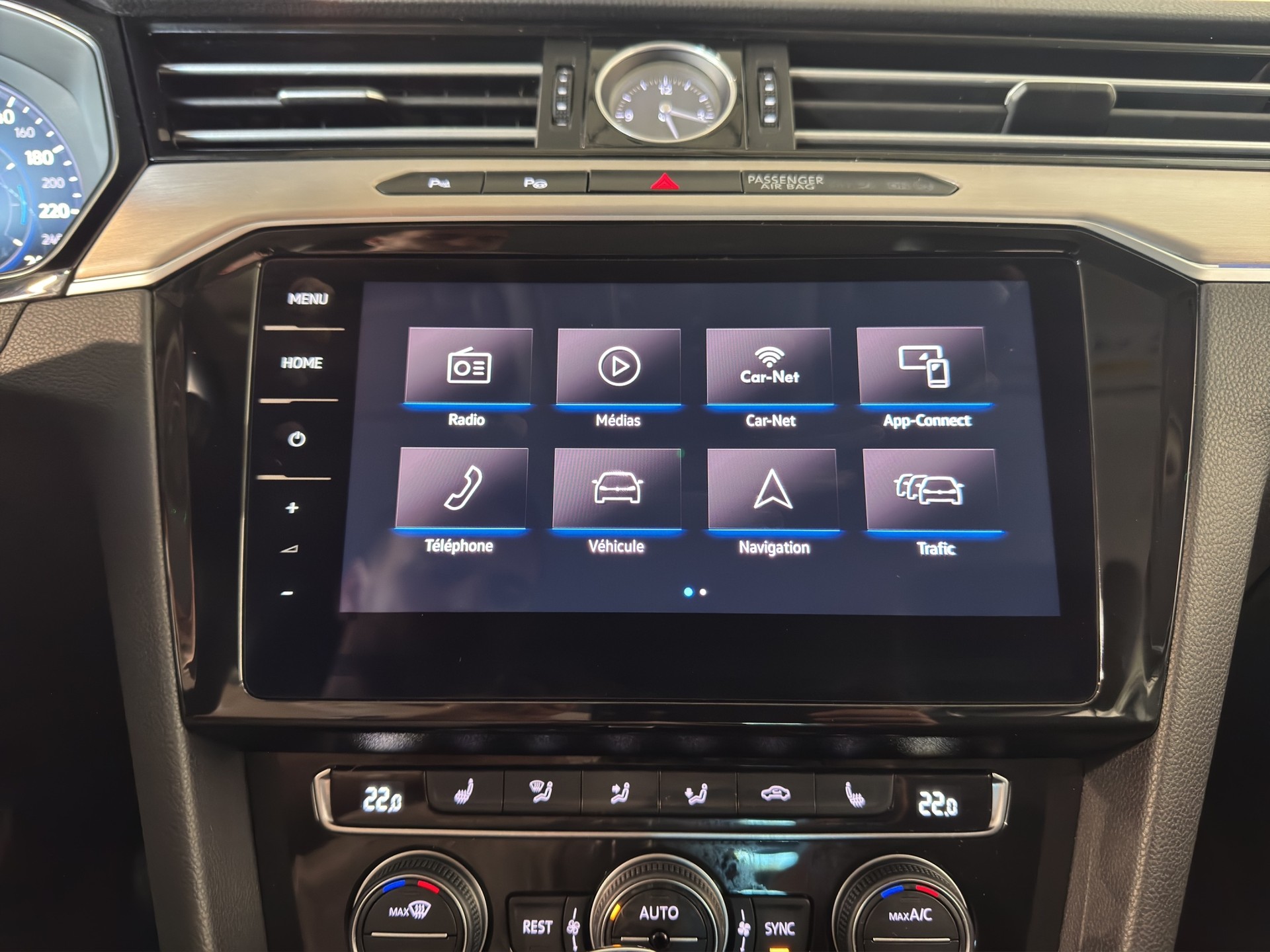 VW Passat Variant 2.0 TDI BMT Highline DSG 4Motion-image-18