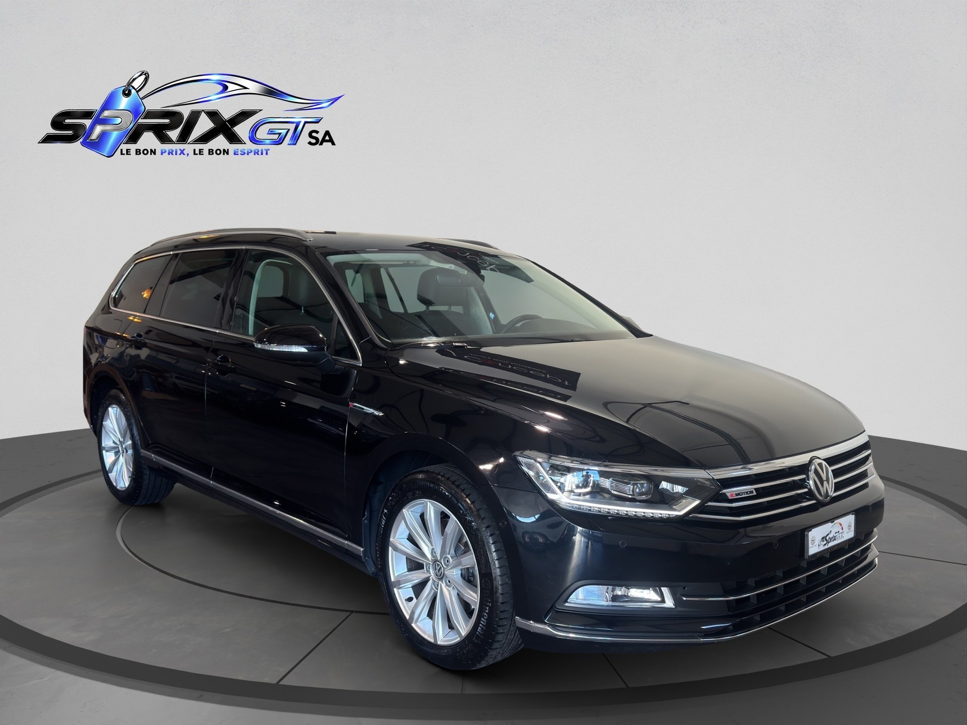 VW Passat Variant 2.0 TDI BMT Highline DSG 4Motion-image-6