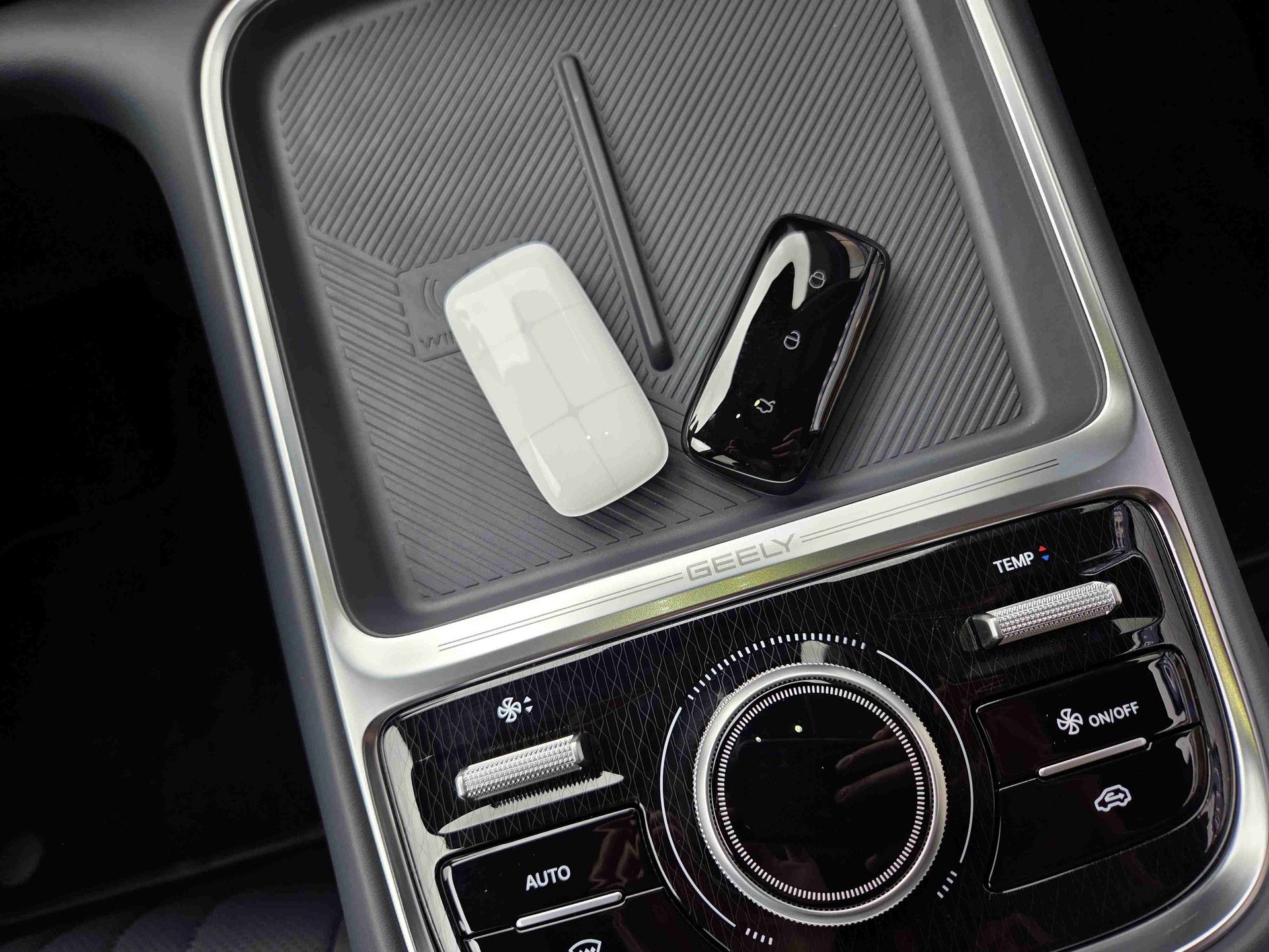 GEELY Starray EM-i Launch Edition *jetzt probefahren*-image-19