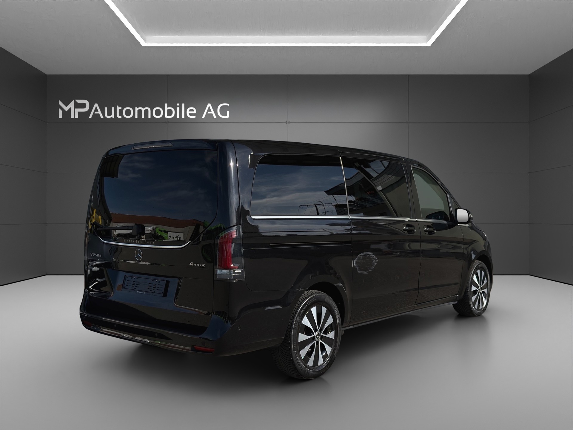 MERCEDES-BENZ V 250 d lang Avantgarde 4Matic G-Tronic-image-2
