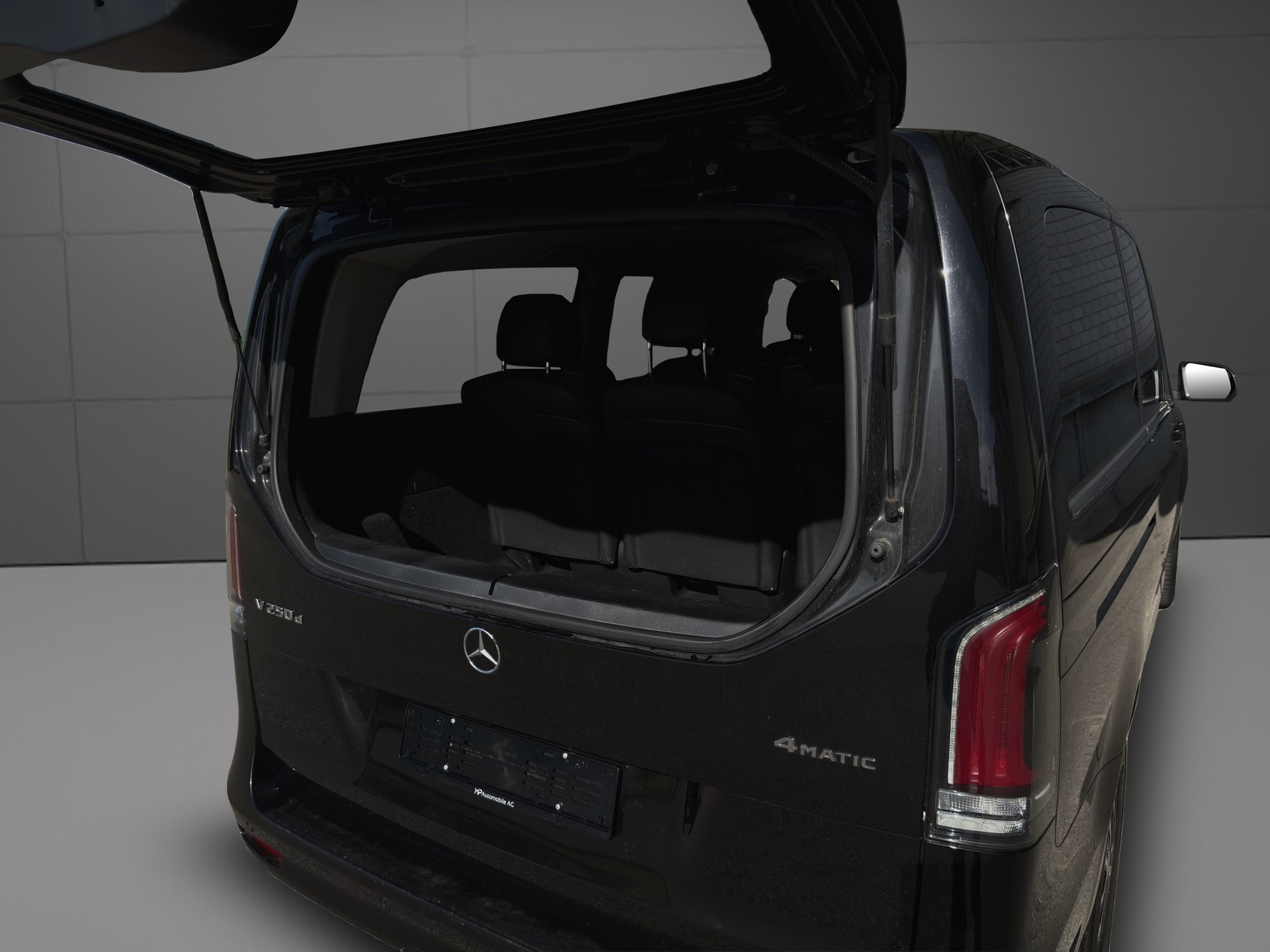 MERCEDES-BENZ V 250 d lang Avantgarde 4Matic G-Tronic-image-3