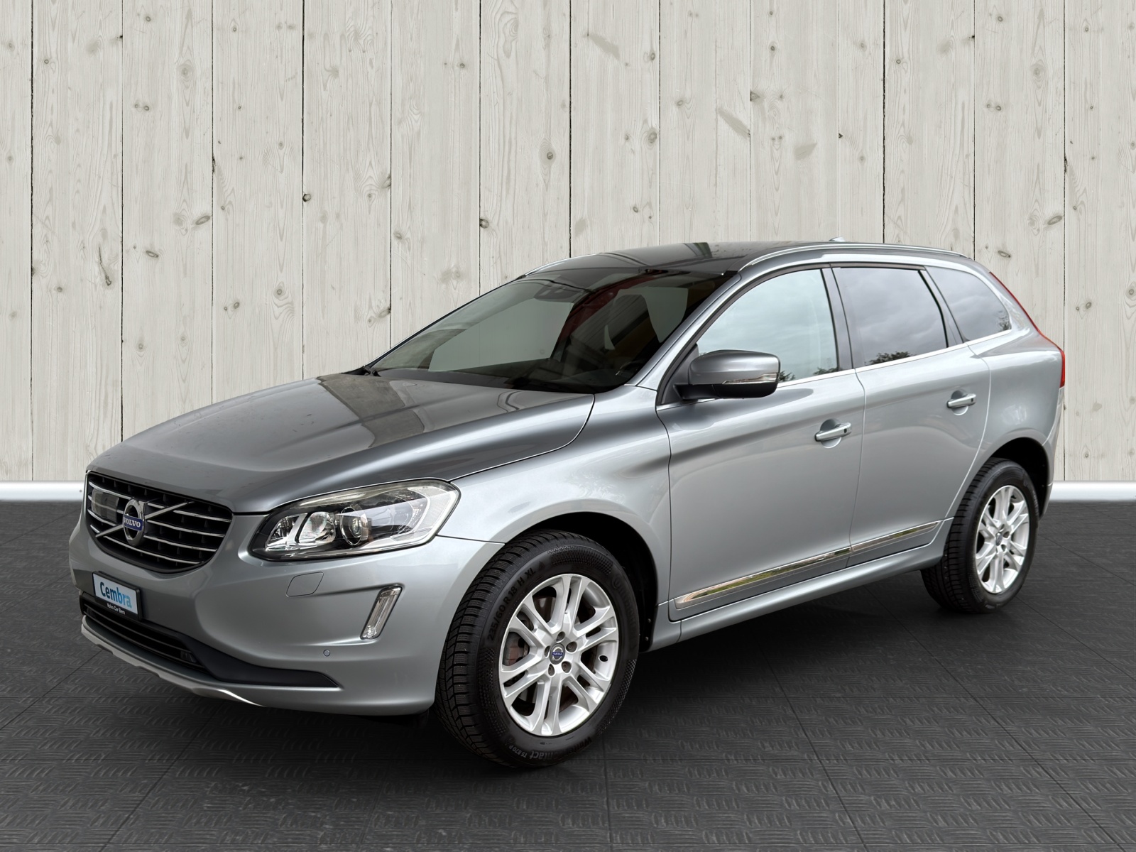 VOLVO XC60 T5 Momentum Geartronic-image-2