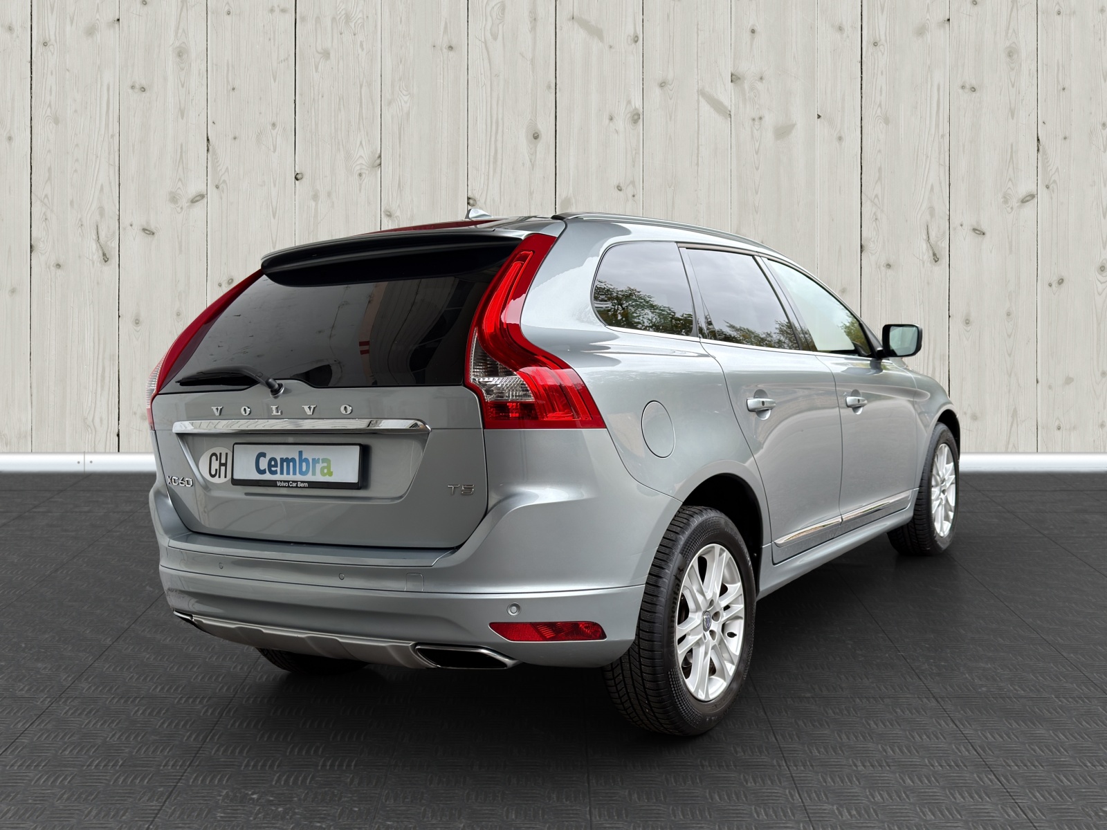 VOLVO XC60 T5 Momentum Geartronic-image-6