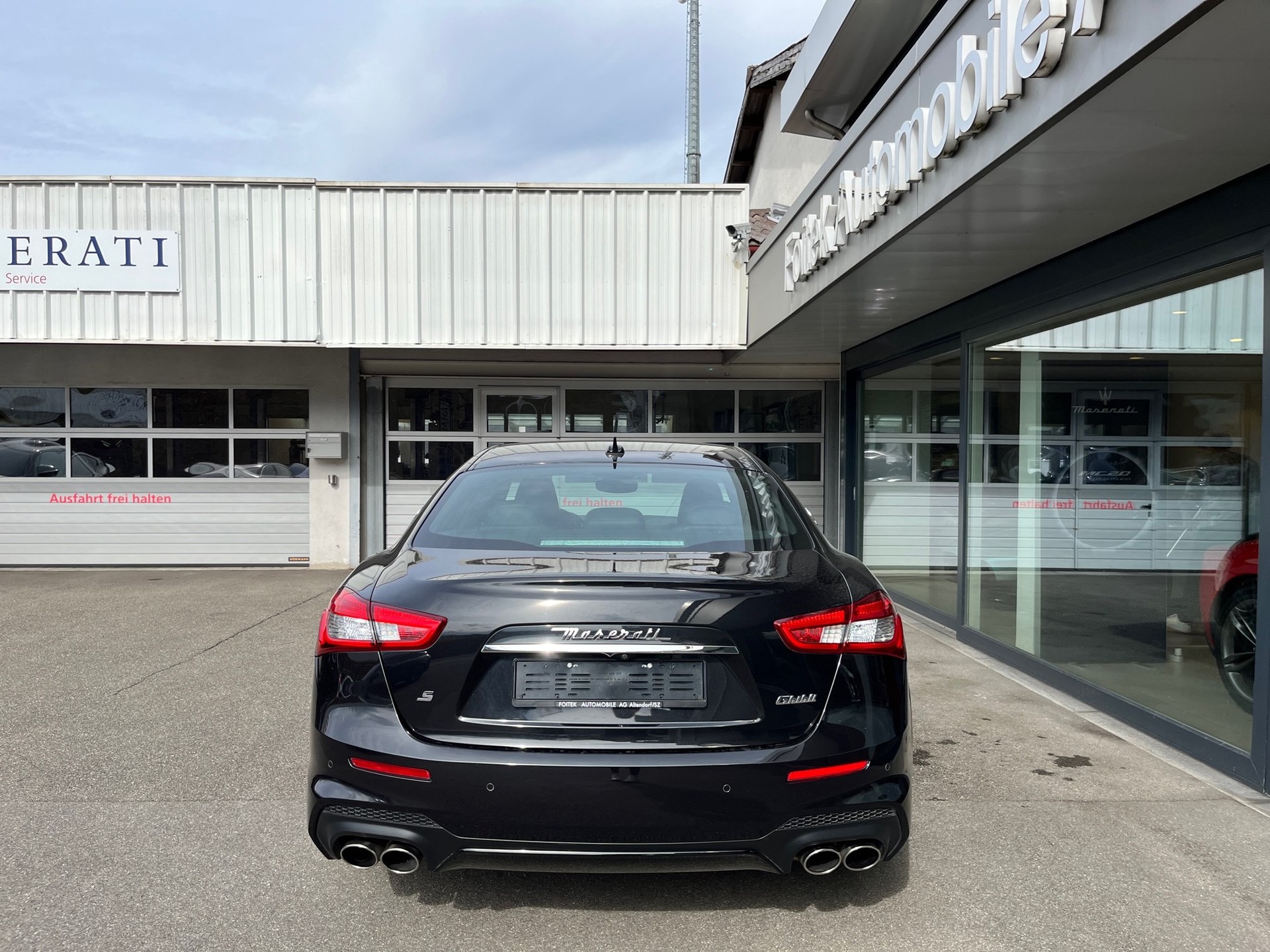 MASERATI Ghibli S 3.0 V6 GranSport-image-9