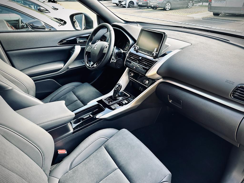 MITSUBISHI Eclipse Cross 2.4 PHEV Invite 4x4-image-4