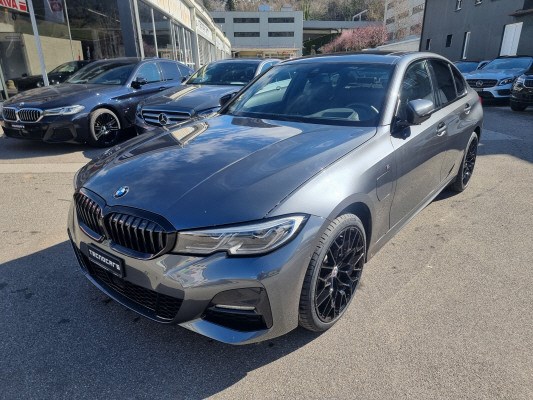BMW 330e M Sport-image-1