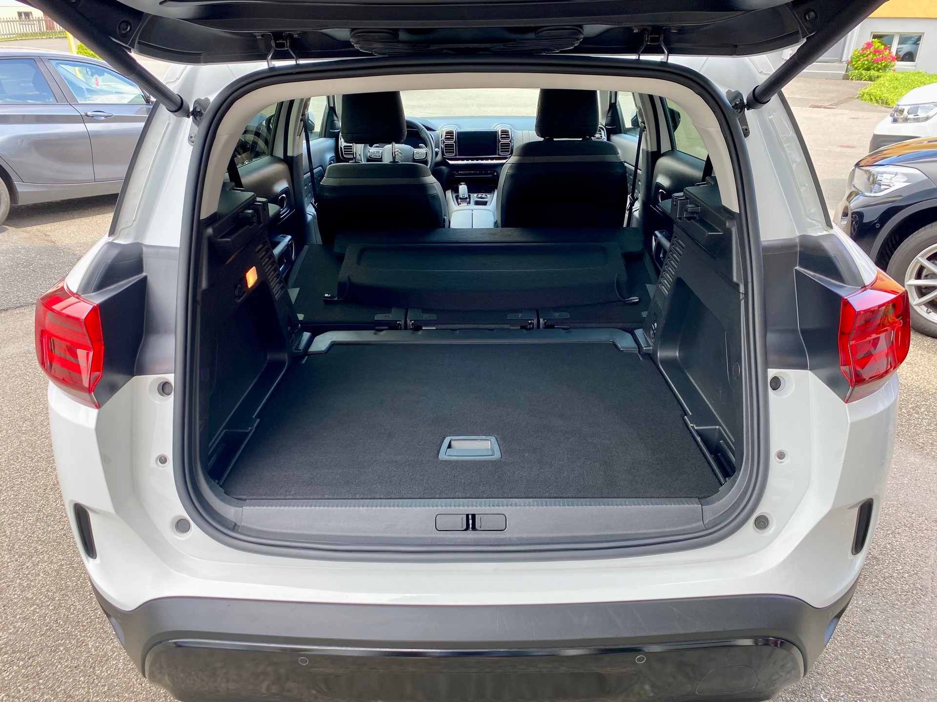 CITROEN C5 Aircross 2.0 BlueHD Shine EAT8-image-13
