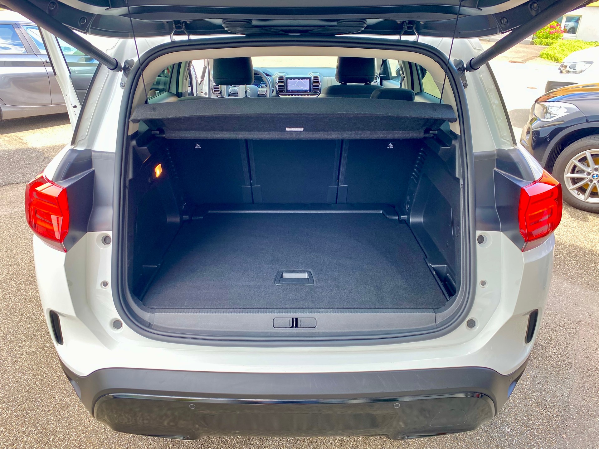 CITROEN C5 Aircross 2.0 BlueHD Shine EAT8-image-12