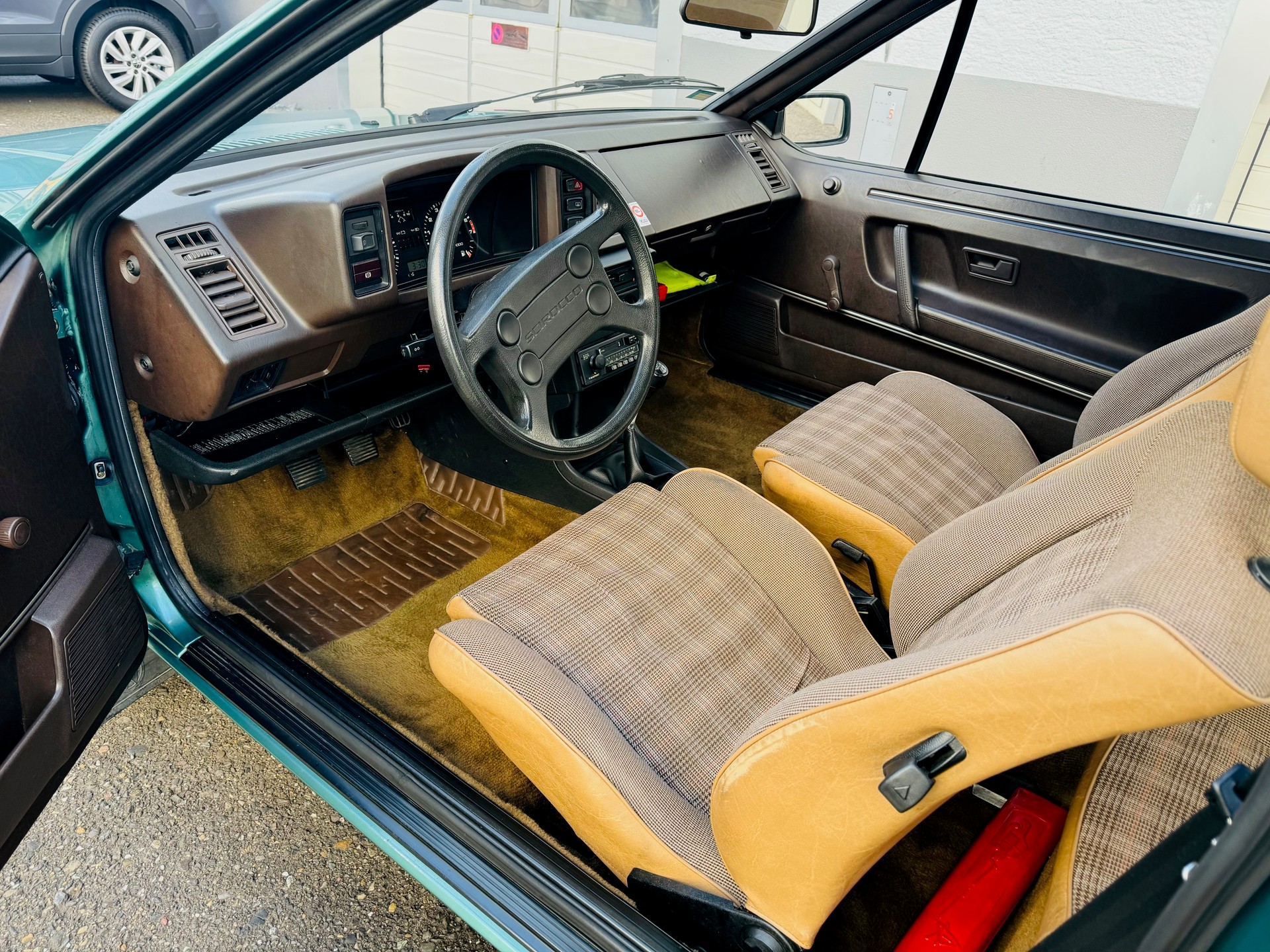 VW Scirocco 1800 GTX (GTI)-image-7