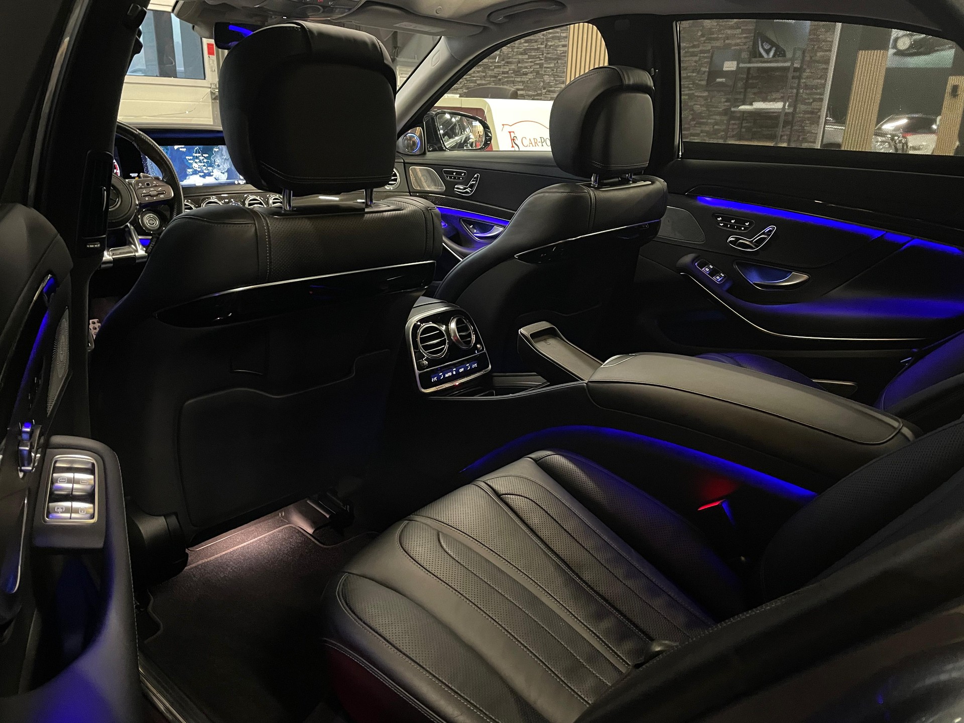 MERCEDES-BENZ S 560 L 4Matic 9G-Tronic-image-12