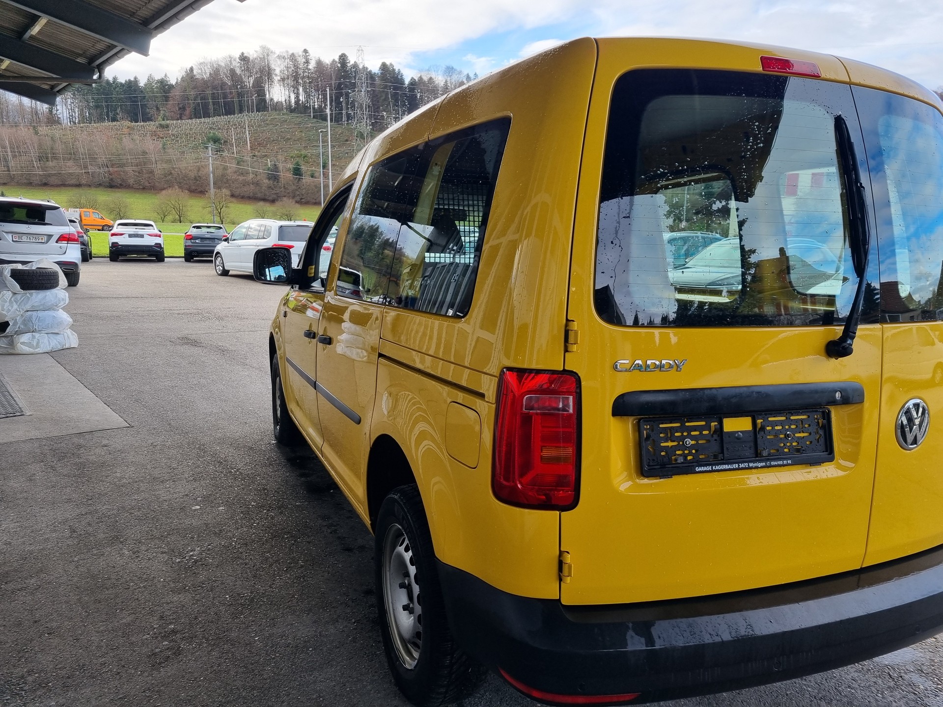 VW Caddy 2.0TDI BlueMotion Technology-image-5