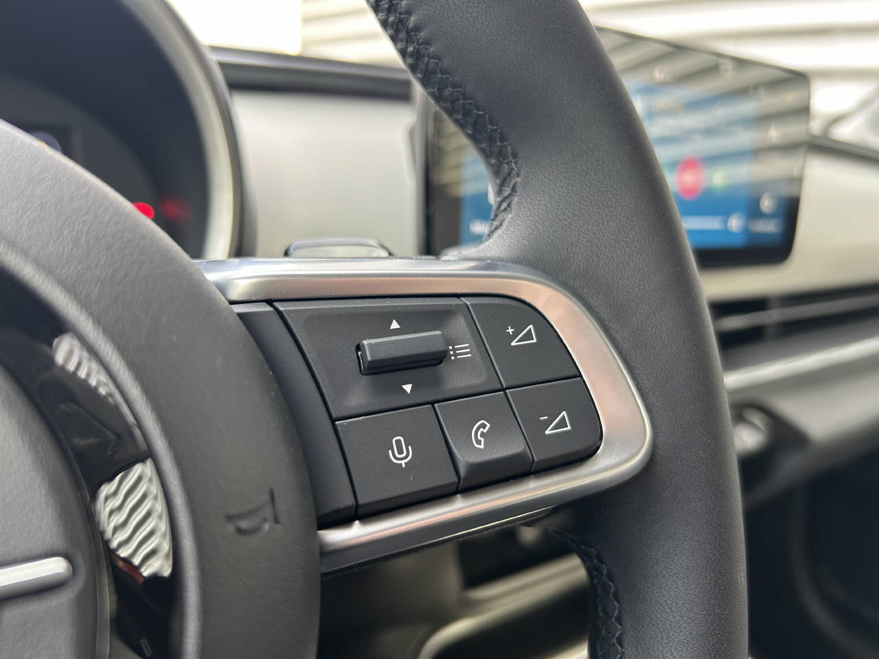 FIAT 600 1.2 Hybrid La Prima-image-15