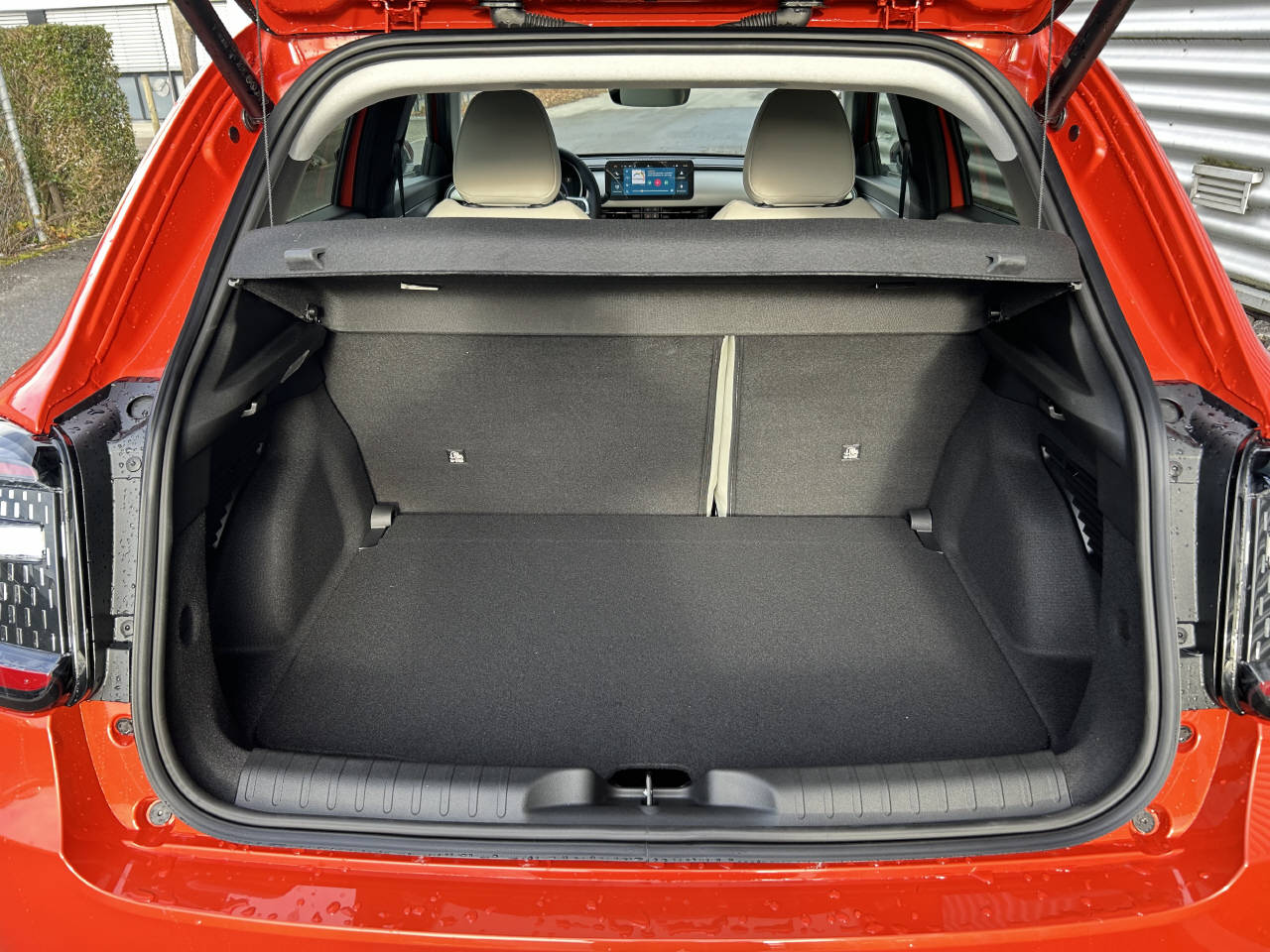FIAT 600 1.2 Hybrid La Prima-image-4