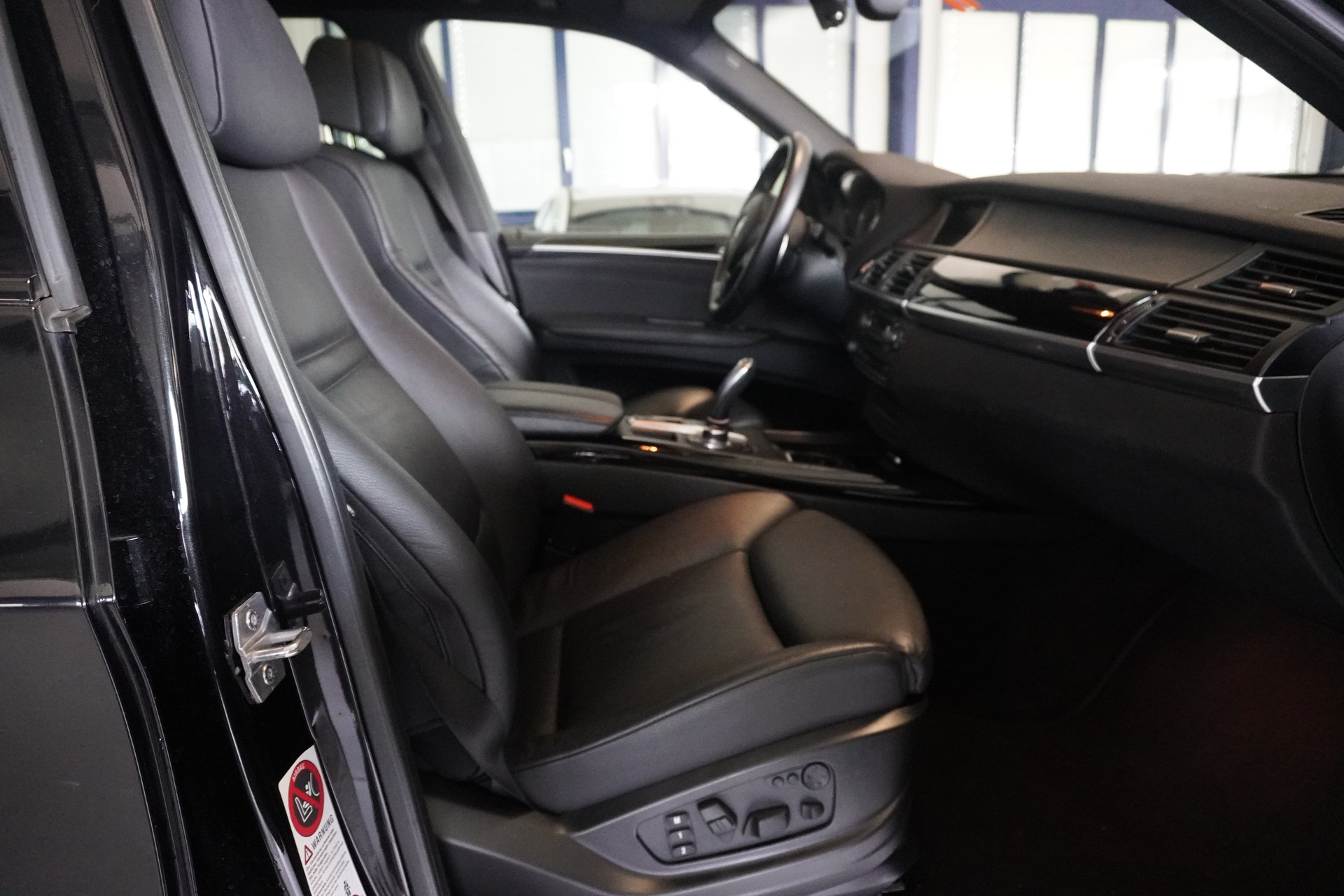 BMW X5 xDrive 35i Steptronic-image-7