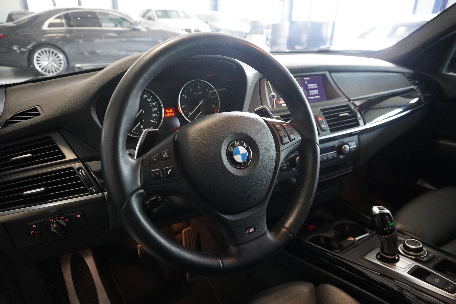BMW X5 xDrive 35i Steptronic-image-4