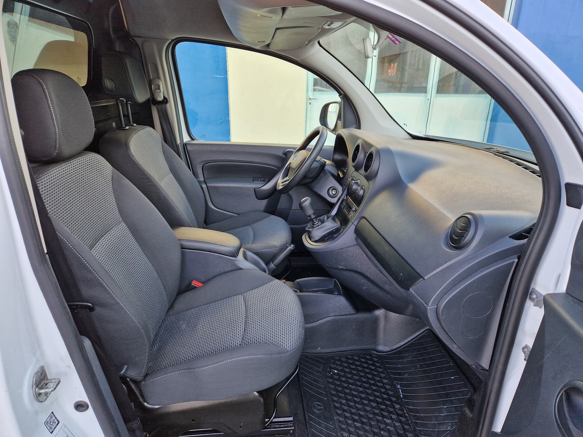 MERCEDES-BENZ Citan 111 CDI EL Euro 6-image-6