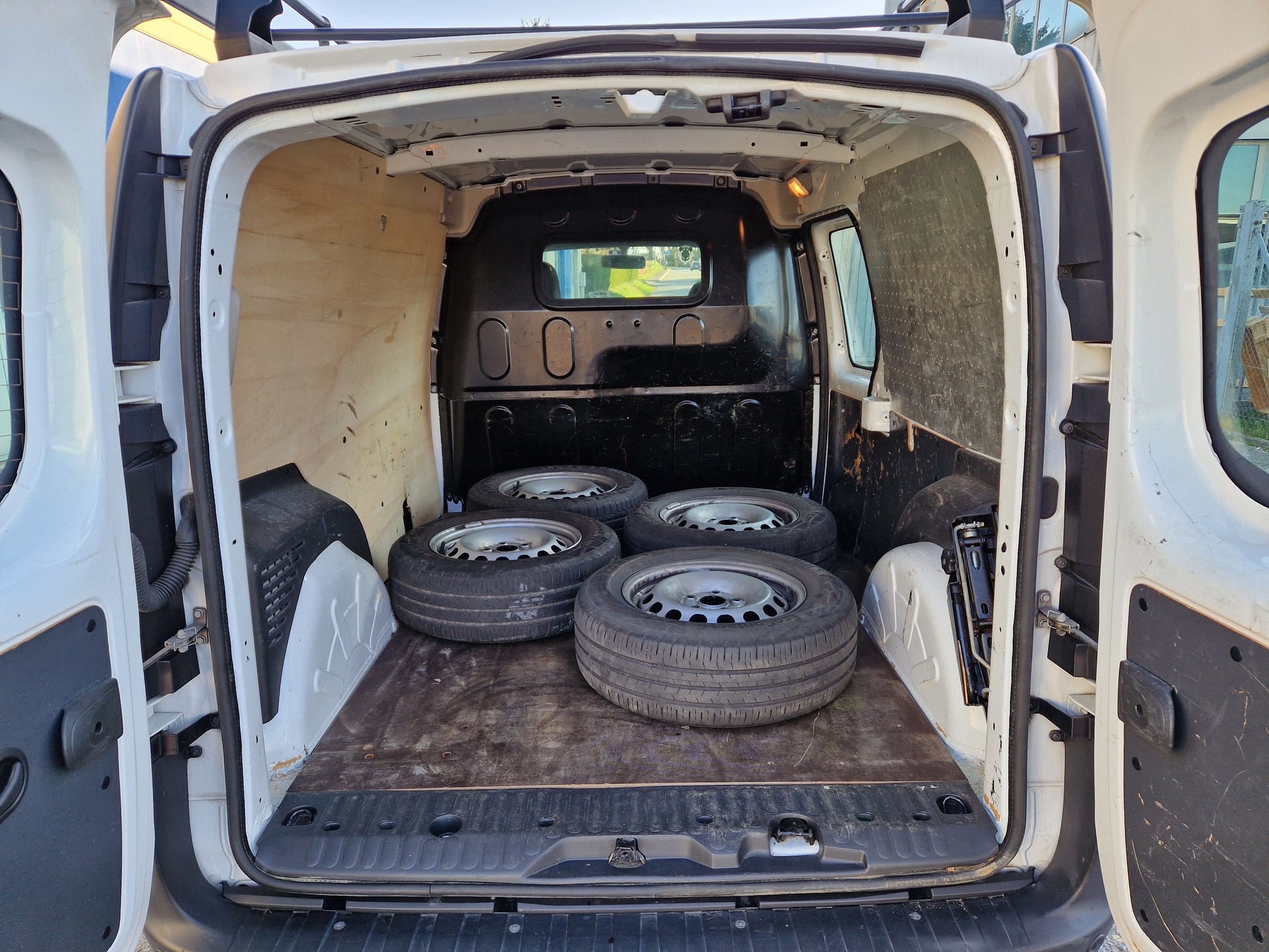 MERCEDES-BENZ Citan 111 CDI EL Euro 6-image-7