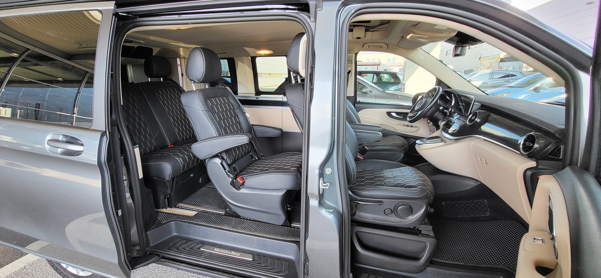 MERCEDES-BENZ Marco Polo 250 d 4M Automat-image-13