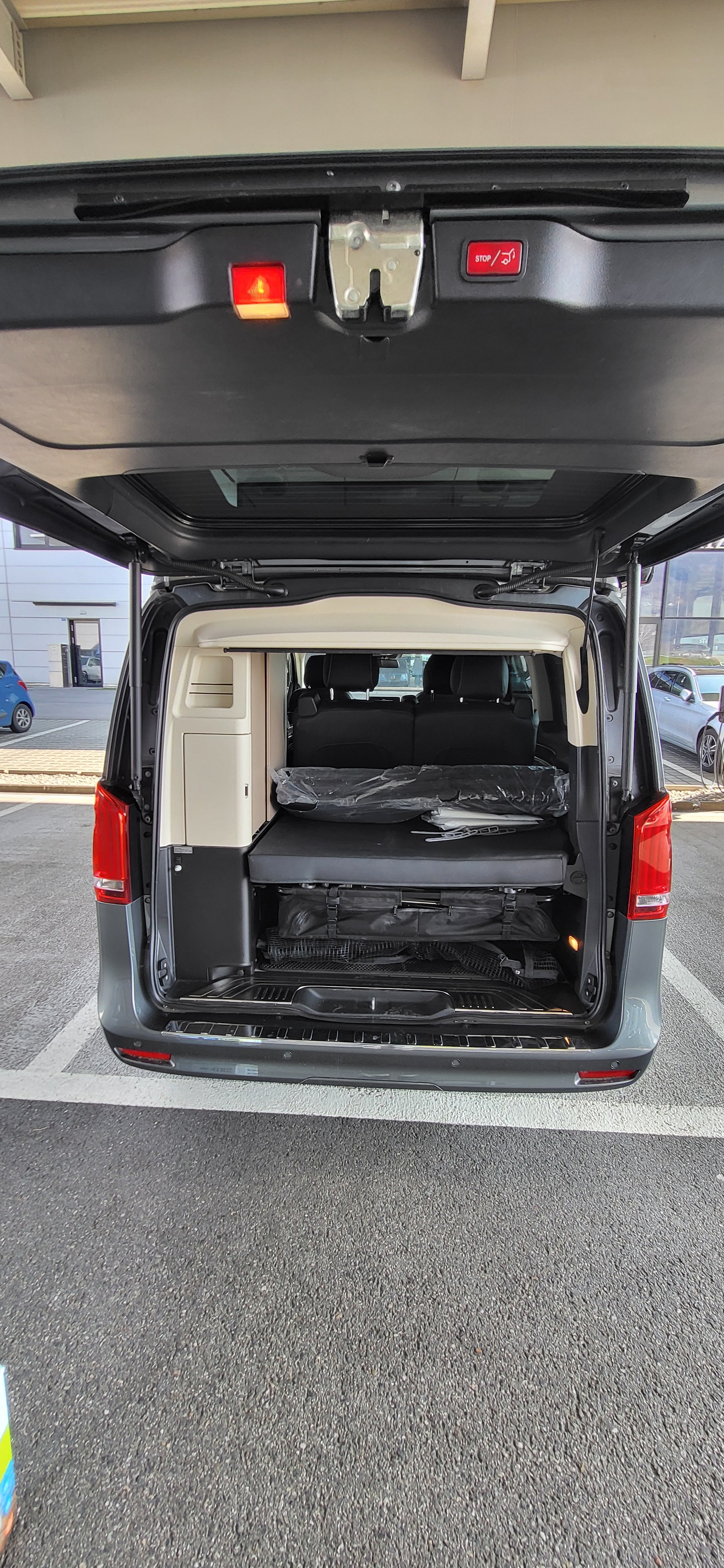 MERCEDES-BENZ Marco Polo 250 d 4M Automat-image-8